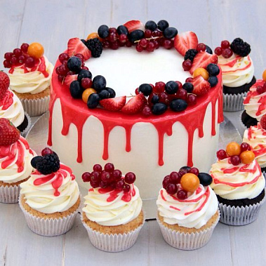 Торт глазурь и ягоды купить - рыбинск.сладкоежкин.рф